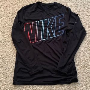 Youth nike long sleeved fitted shirt